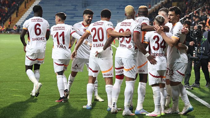 galatasaray-eyupspor-karsisinda-farkli-kazandi-6WOhpCqM.jpg