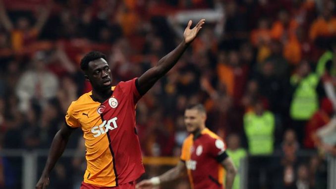 galatasaraydan-davinson-sanchez-hamlesi-haPkua4w.jpg