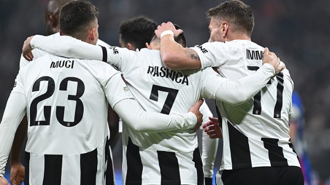 besiktasin-alanyaspor-maci-kamp-kadrosunda-3-eksik-YVBLDM65.jpg