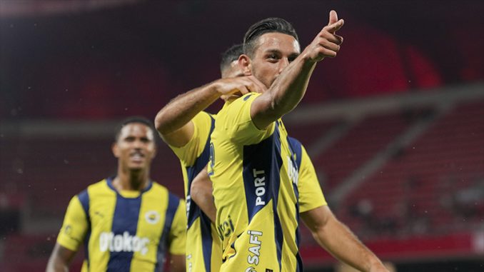 gecen-donemin-cok-uzaginda-kaldilar-mourinho-idaresinde-yerli-futbolcular-kayiplara-karisti-UYIPHyff.jpg